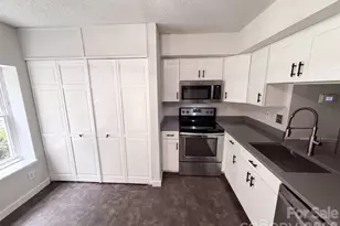 1500 Waybridge Ln, Charlotte, NC 28210 - Photo 8