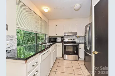 8401 Barncliff Road, Charlotte, NC 28227 - Photo 4