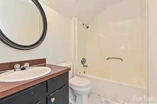 8401 Barncliff Rd, Charlotte, NC 28227 - Photo 14