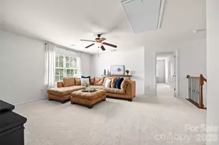 13403 Highflyer Woods Ln, Charlotte, NC 28278 - Photo 22