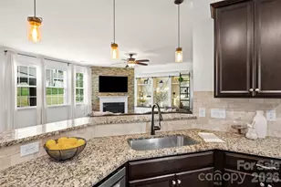 13403 Highflyer Woods Ln, Charlotte, NC 28278 - Photo 12