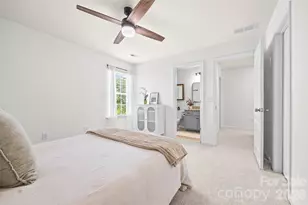 13403 Highflyer Woods Ln, Charlotte, NC 28278 - Photo 32