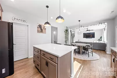 5005 Painswick Place, Charlotte, NC 28215 - Photo 16