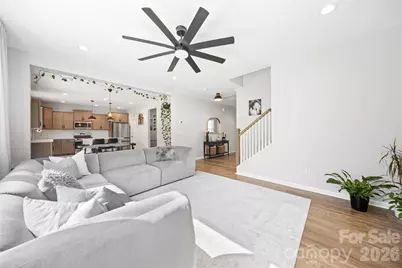 5005 Painswick Place, Charlotte, NC 28215 - Photo 10