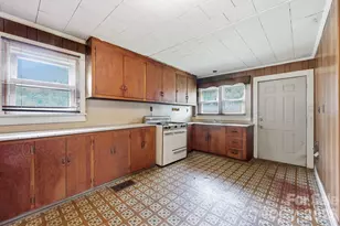 1303 Bringle Ferry Rd, Salisbury, NC 28144 - Photo 20