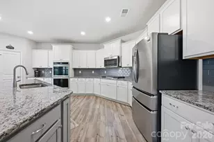 328 Kennerly Center Dr, Mooresville, NC 28115 - Photo 12