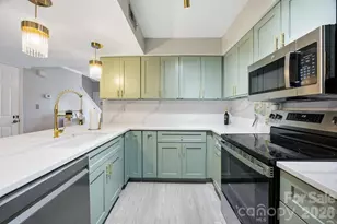 11002 Carmel Crossing Rd, Charlotte, NC 28226 - Photo 10
