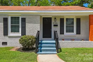 4706 Brooktree Dr, Charlotte, NC 28208 - Photo 2