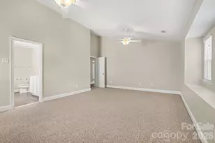 9228 Seamill Rd, Charlotte, NC 28278 - Photo 18