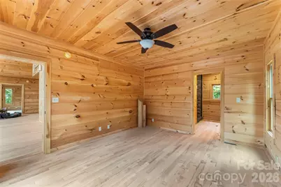 266 Potomac Falls Drive, Black Mountain, NC 28711 - Photo 20