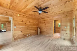 266 Potomac Falls Dr, Black Mountain, NC 28711 - Photo 20