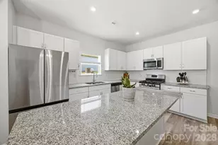 2943 Parkwest Dr, Albemarle, NC 28001 - Photo 4