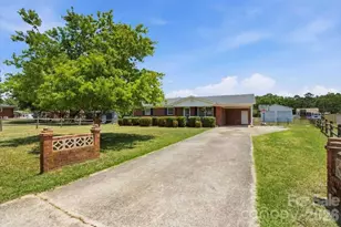 990 Colonial Dr, China Grove, NC 28023 - Photo 2