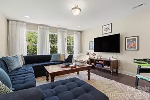 9014 Manor Oak Ct, Charlotte, NC 28277 - Photo 6