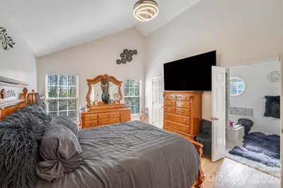 6101 Skyline Drive, Charlotte, NC 28269 - Photo 32
