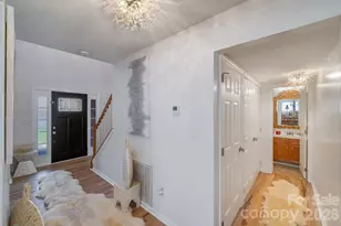 6101 Skyline Dr, Charlotte, NC 28269 - Photo 8