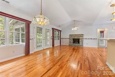 8 Keasler Road, Asheville, NC 28805 - Photo 18