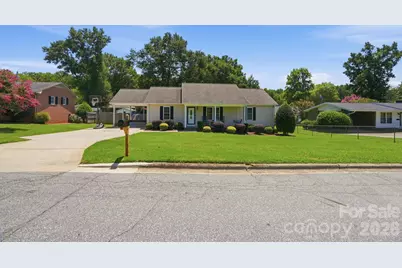 107 Wendover Drive, Lincolnton, NC 28092 - Photo 2