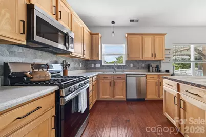 405 Galesburg Drive, Monroe, NC 28110 - Photo 8