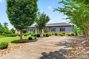 362 Captains Dr, Nebo, NC 28761 - Photo 6