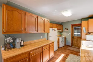 300 Buck Dr, Hot Springs, NC 28743 - Photo 12