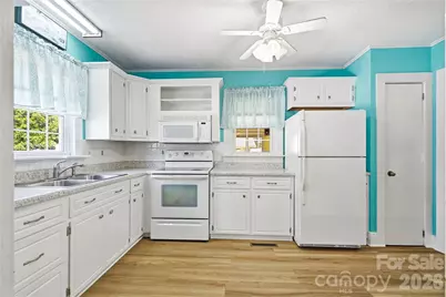 1020 W C Street, Kannapolis, NC 28081 - Photo 10