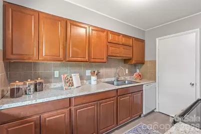 9156 Black Heath Circle #B, Charlotte, NC 28214 - Photo 12