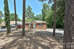 1900 Lasalle St, Charlotte, NC 28216 - Photo 18