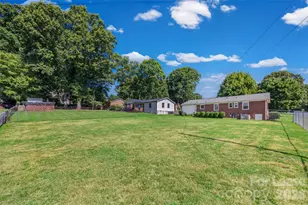 324 Bright Ave, Bessemer City, NC 28016 - Photo 18