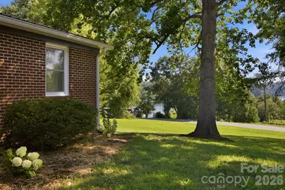 3123 Castle Avenue, Hickory, NC 28601 - Photo 28