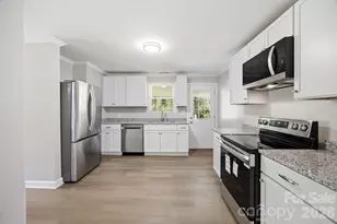 3123 Castle Ave, Hickory, NC 28601 - Photo 8