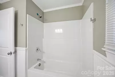 3123 Castle Avenue, Hickory, NC 28601 - Photo 18