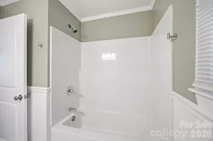 3123 Castle Ave, Hickory, NC 28601 - Photo 18