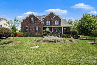 5107 Summerell Avenue, Gastonia, NC 28056 - Photo 2