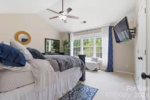 4219 Beauvista Dr, Charlotte, NC 28269 - Photo 18