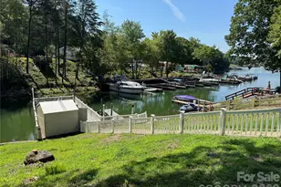 4520 Lake Dr, Sherrills Ford, NC 28673 - Photo 2