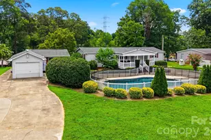 4520 Lake Dr, Sherrills Ford, NC 28673 - Photo 4