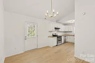 317 Baker St, Rock Hill, SC 29730 - Photo 8