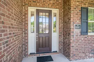 5247 Courtyard Ln, Belmont, NC 28012 - Photo 2