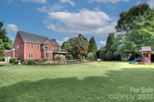 7005 Shadow Rock Ct, Matthews, NC 28104 - Photo 44