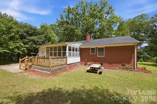 631 Townsend Ave, Gastonia, NC 28052 - Photo 28