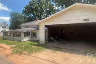 197 Main St, Henrietta, NC 28076 - Photo 12