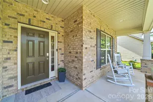 11141 Crane Creek Dr, Charlotte, NC 28278 - Photo 2