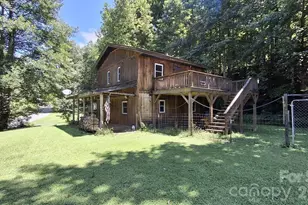 454 Bradley Branch Rd, Whittier, NC 28789 - Photo 2