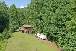 454 Bradley Branch Rd, Whittier, NC 28789 - Photo 6