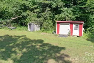 454 Bradley Branch Rd, Whittier, NC 28789 - Photo 14