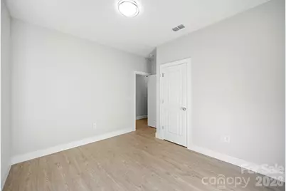1111 W 7th Avenue, Gastonia, NC 28052 - Photo 16