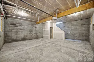 1111 W 7th Ave, Gastonia, NC 28052 - Photo 36