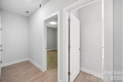 1111 W 7th Avenue, Gastonia, NC 28052 - Photo 32
