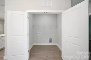 1111 W 7th Ave, Gastonia, NC 28052 - Photo 14